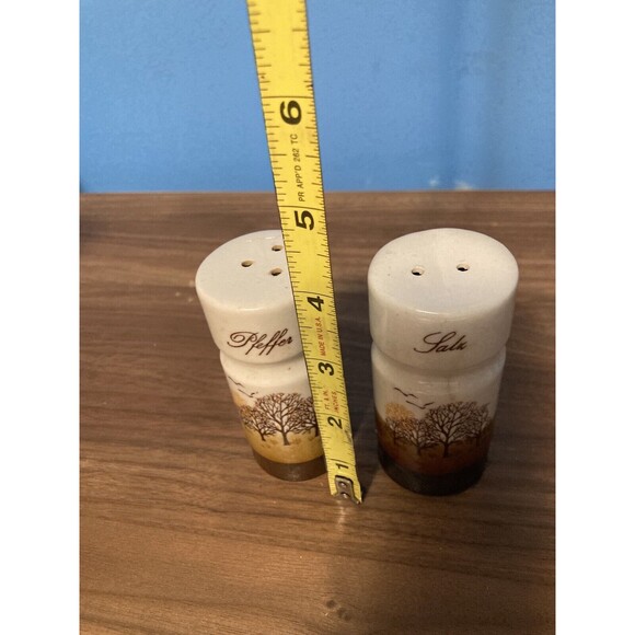 1970s Brown Tan Pottery Salt and Pepper Shakers Landscape Nature Vintage - Picture 6 of 8
